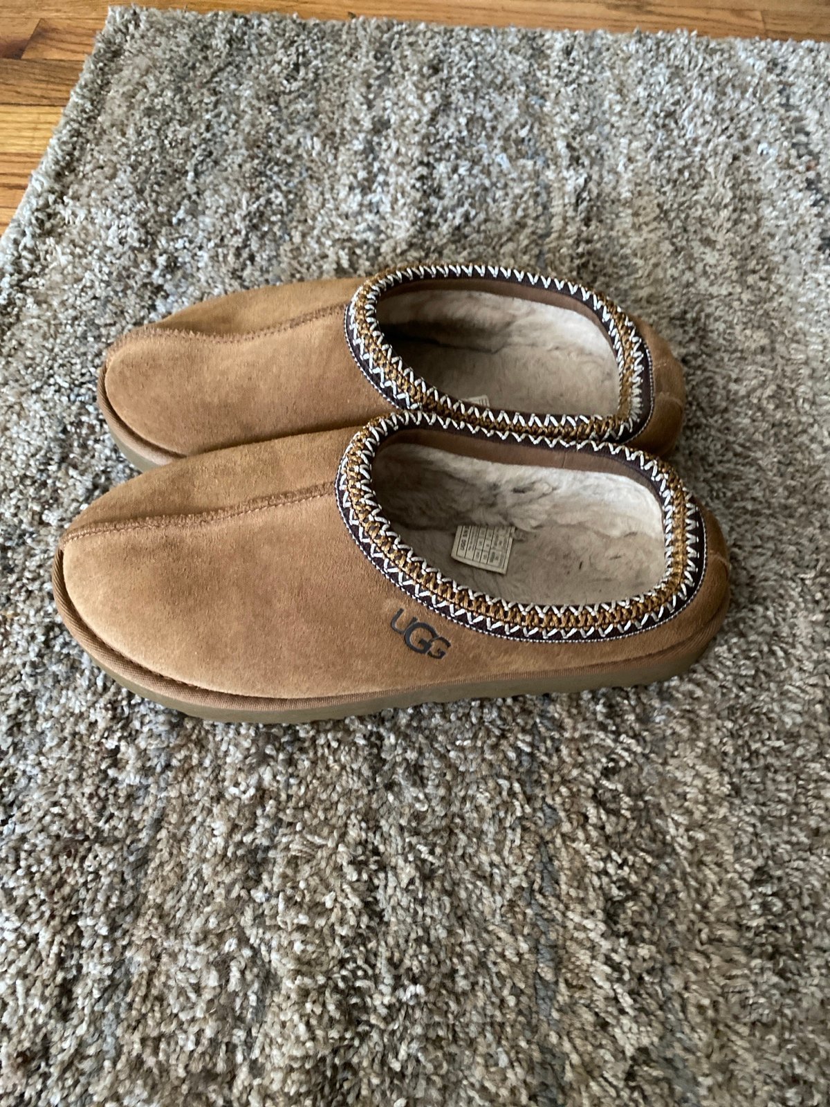 UGG Tasman