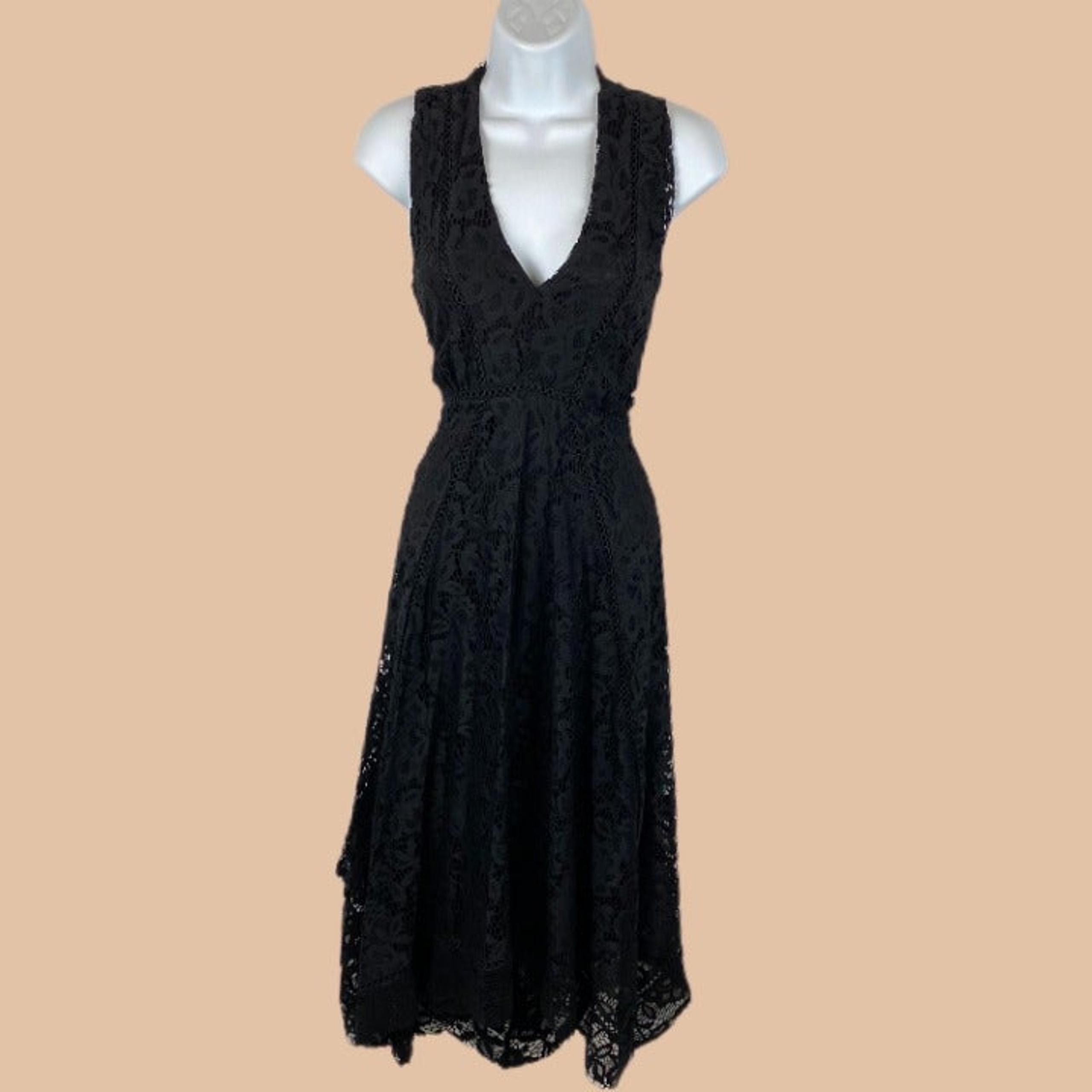 Taylor - Black - Lace Handkerchief Hem - Sleeveless Dress - Size 10