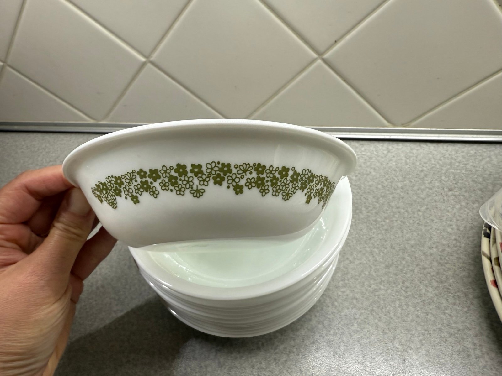 Corelle Crazy Daisy Spring Blossom Fruit Berry Dessert Bowls set of 12