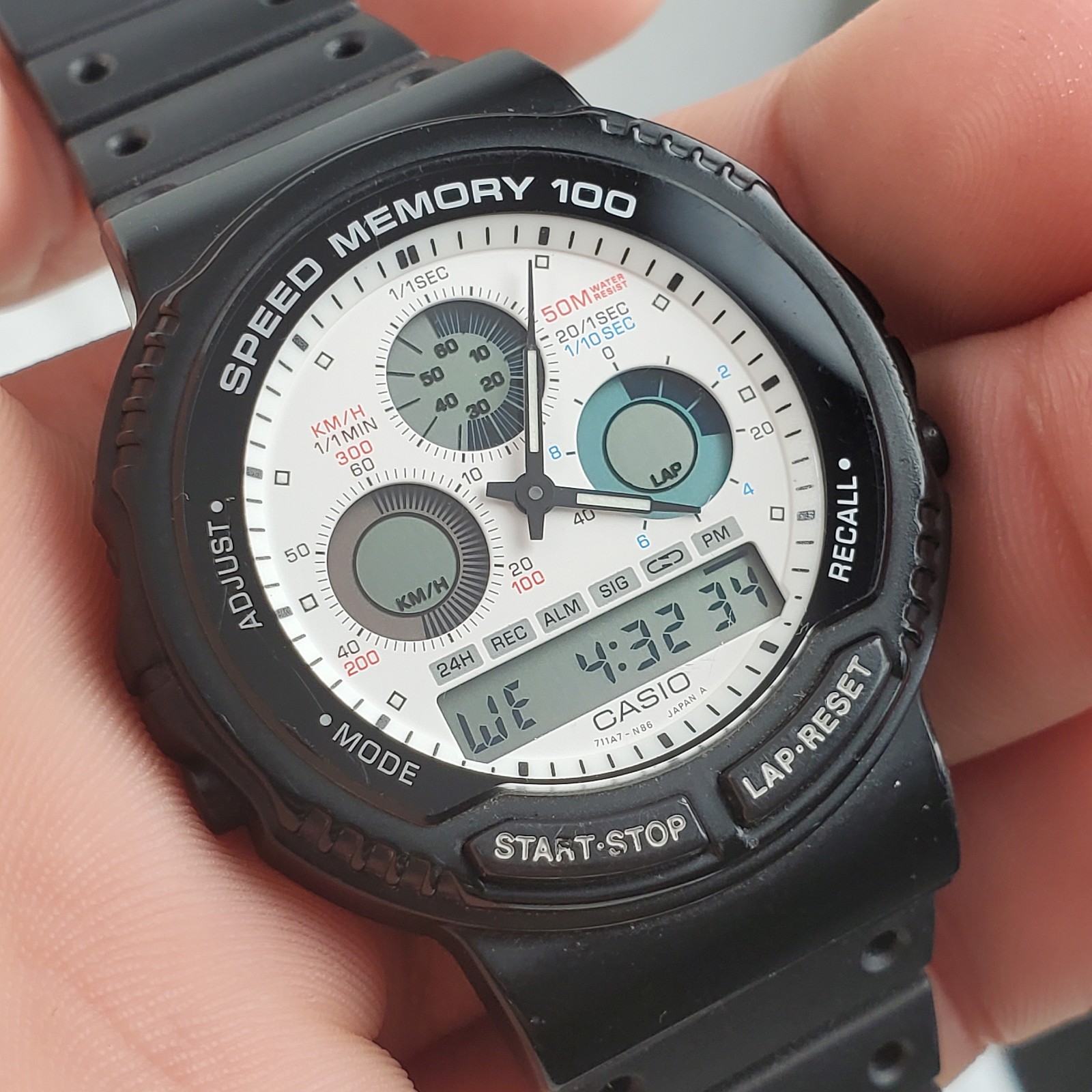 Vintage Casio Aw-20/ Module 384 Speed Memory 100 Mens Watch