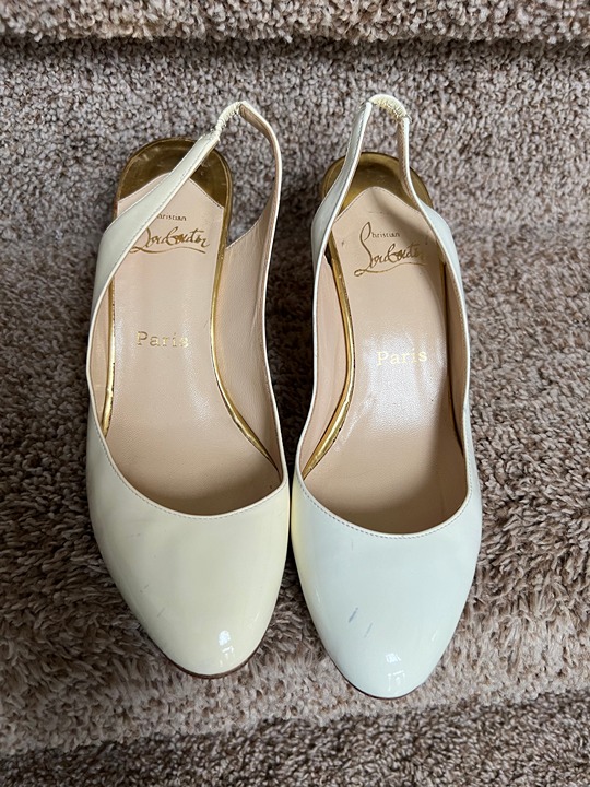 Christian Louboutin Women's So-Jane Patent Sling Back Leather Off White/Cream