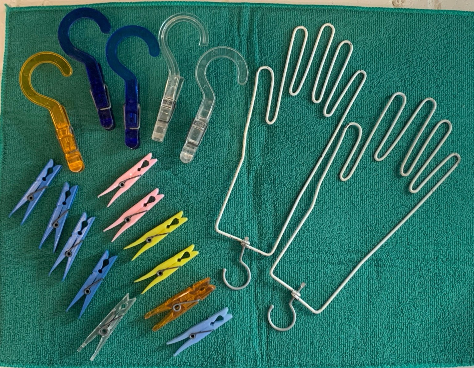 Vintage Coated Metal Glove Shaper Pair w/Assorted Plastic Clothes Pins