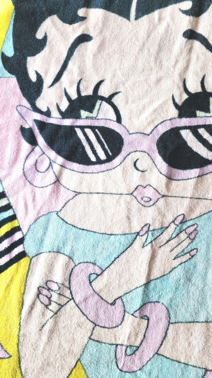 Vtg 80s Betty Boop beach towel