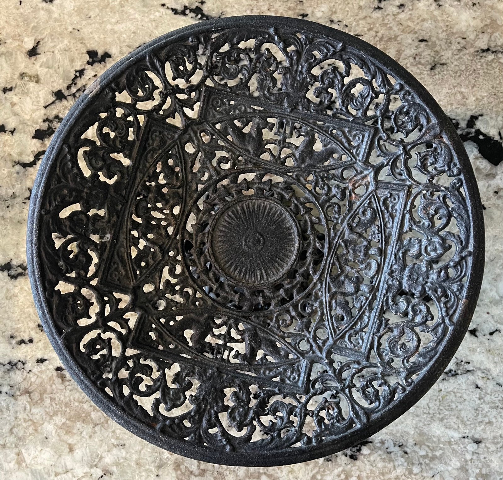 Dish - Coalbrookdale Vintage Cast Iron Fruit Dish, Circa 1850