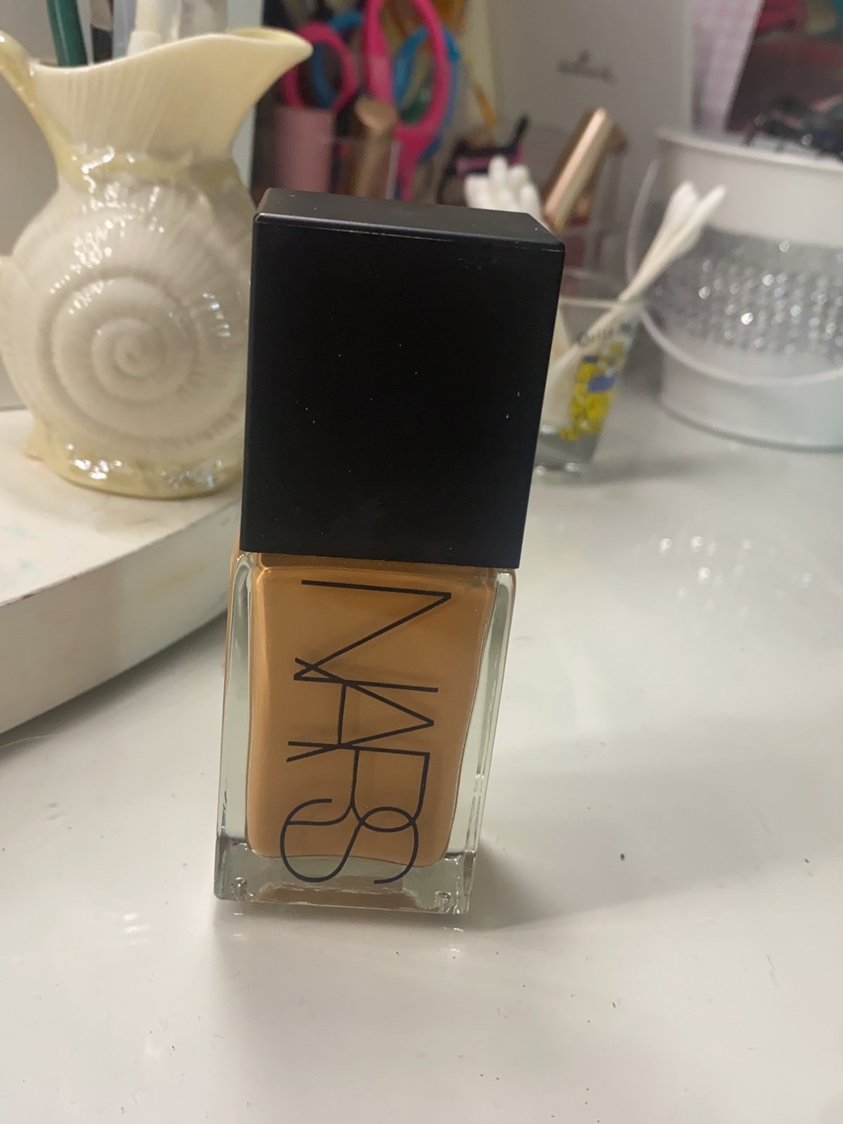 NARS Light reflecting Foundation