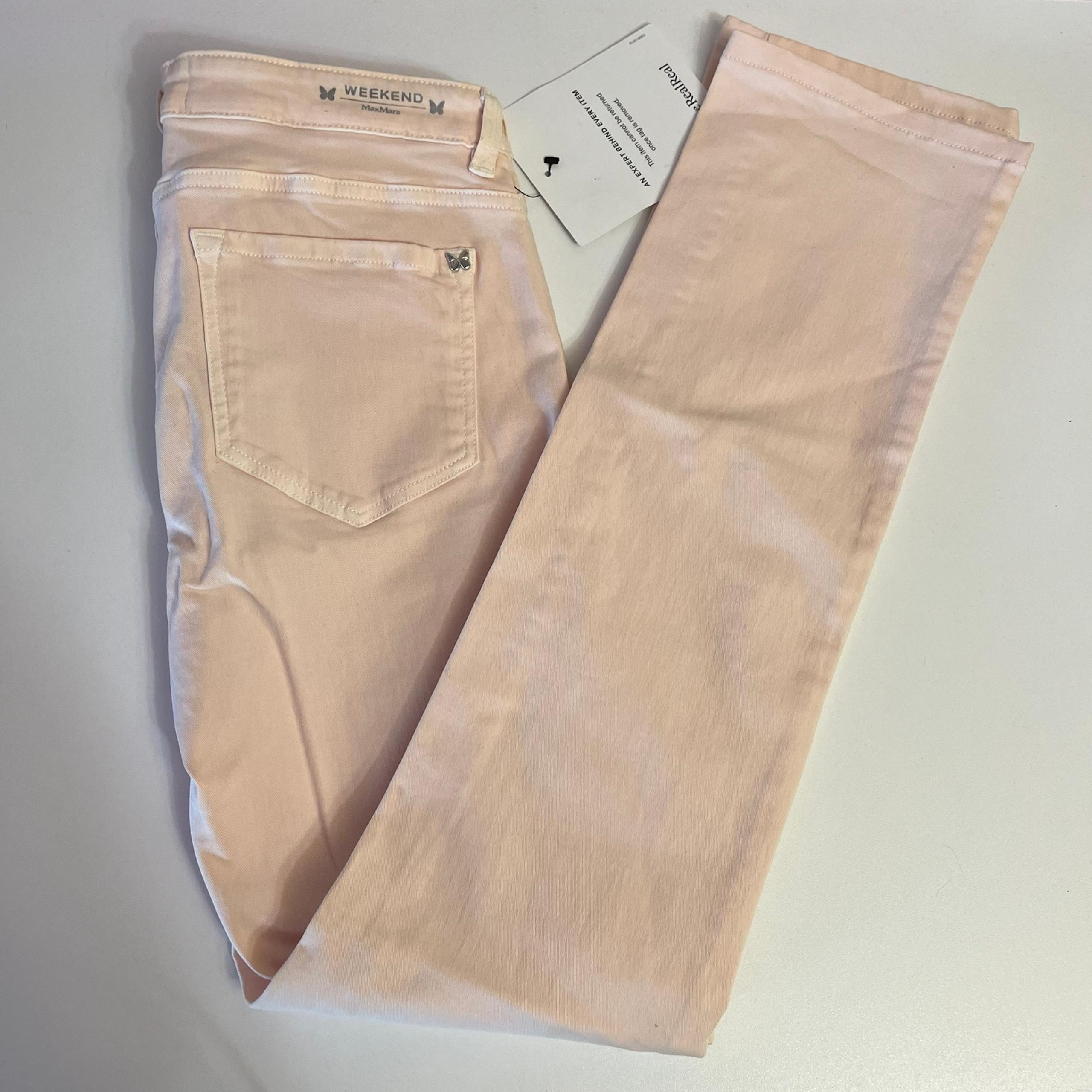 Women’s New With Tags light pink Max Mara Skinny Jeans New With Tags Size 8