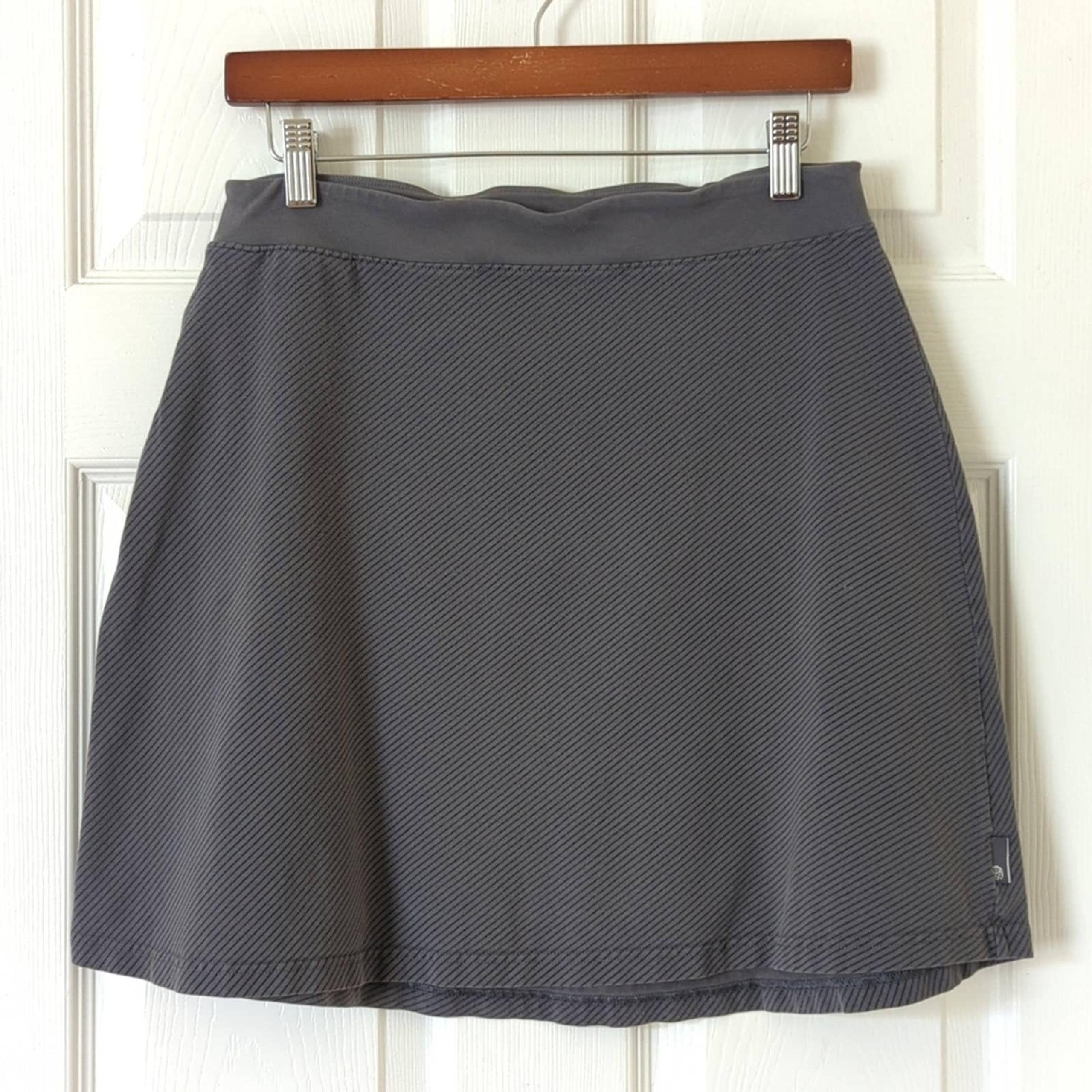 Mountain Hardware Striped Light Cotton High Waisted Soft Mini Skirt Gray Navy M