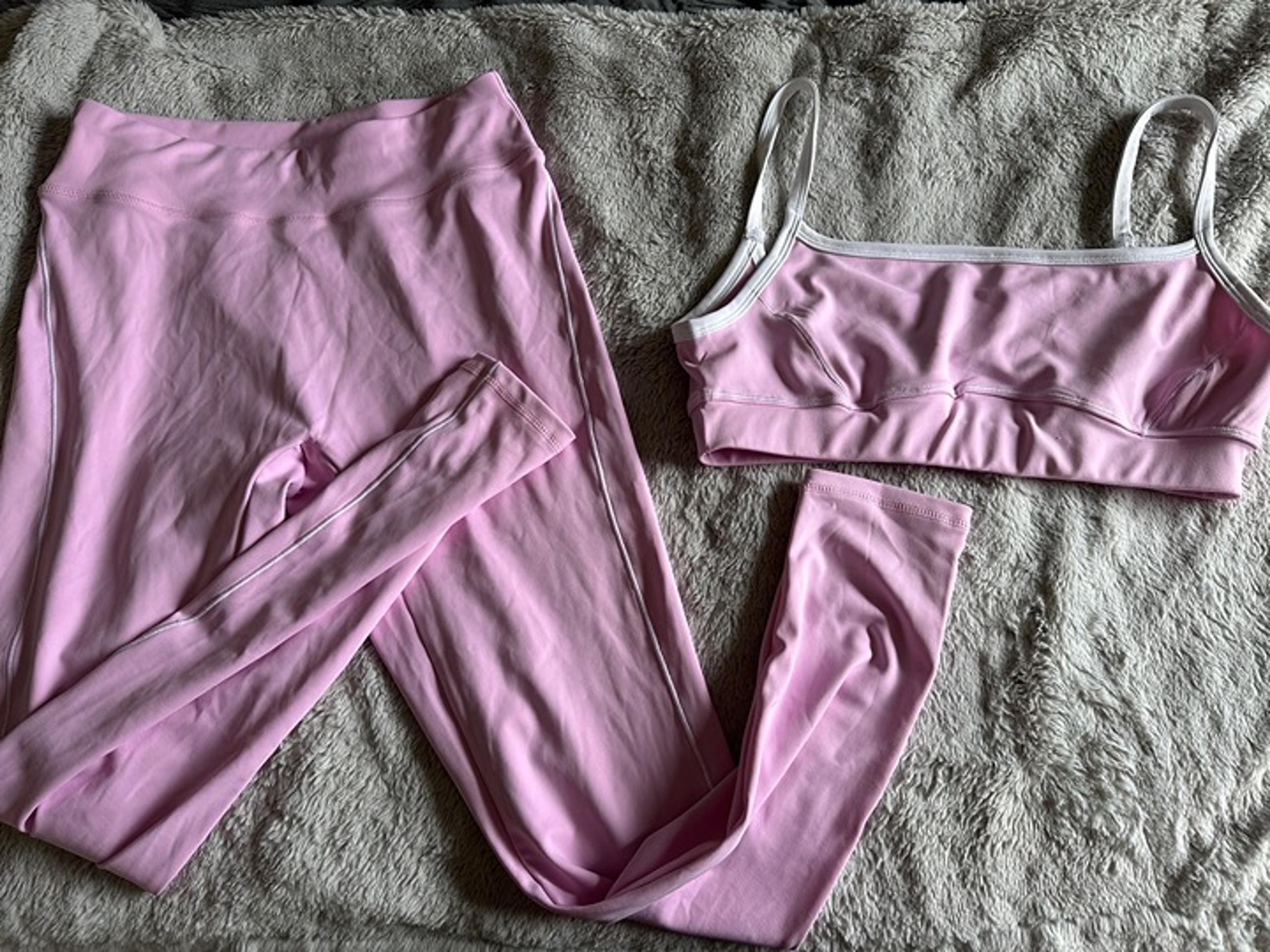 SHEIN pink gym set
