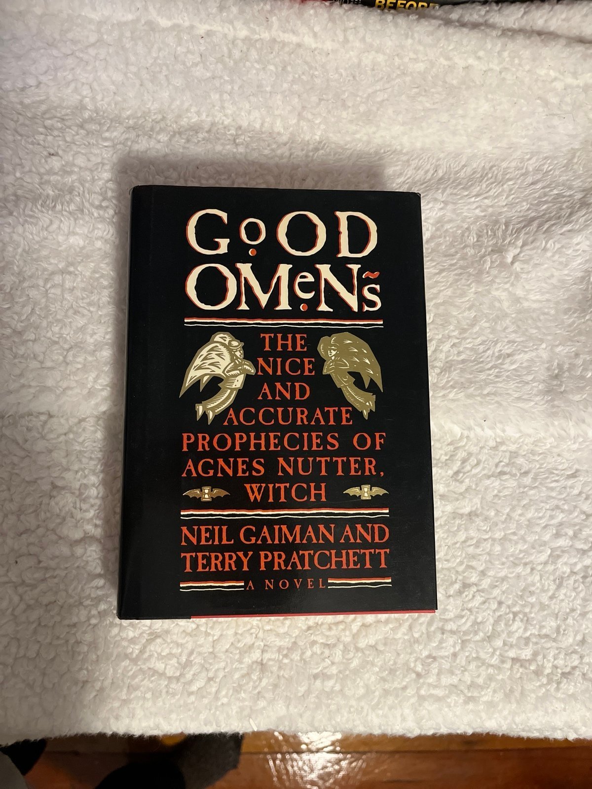 Good Omens by Neil Gaiman and Terry Pratchett - First Edition