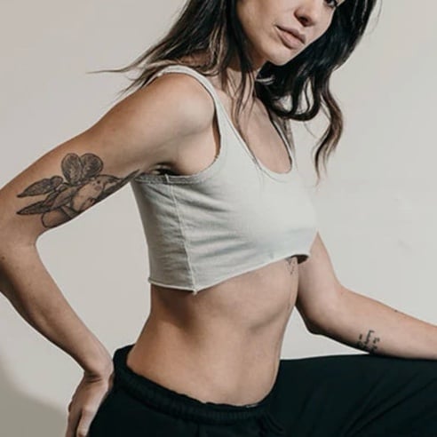 Joah Brown Sporty Crop Tank Top • Cream • Sz M / L