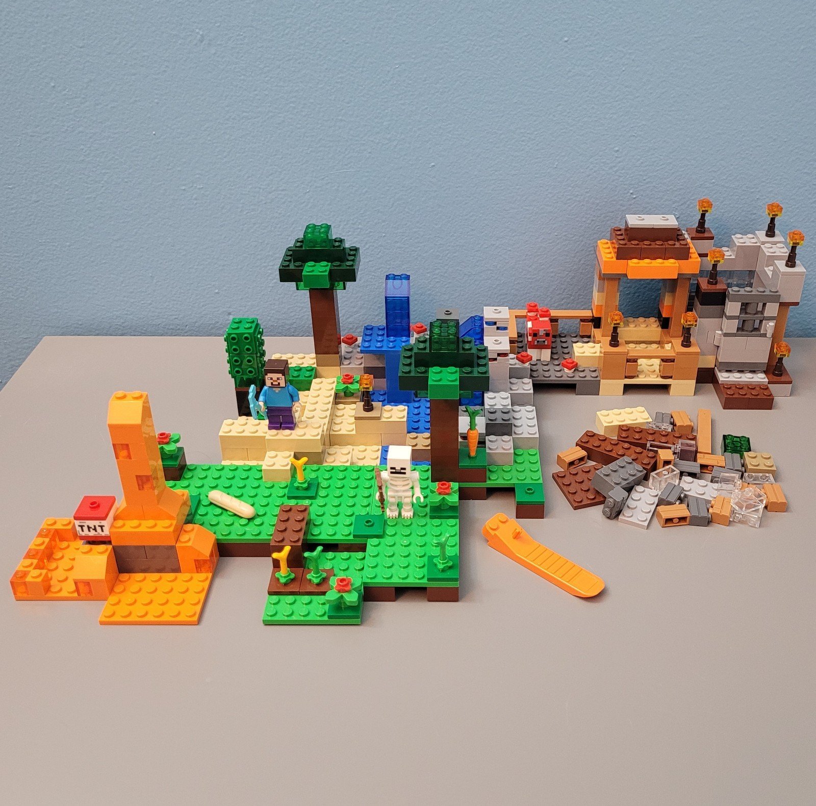 LEGO Minecraft: Set 21116, Crafting Box
