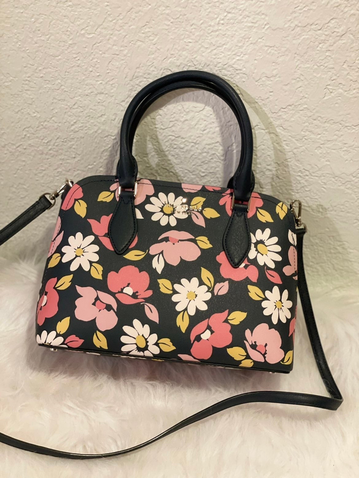 Kate spade darcy small satchel crossbody