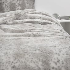 Snow Lynx - Oversized Comforter