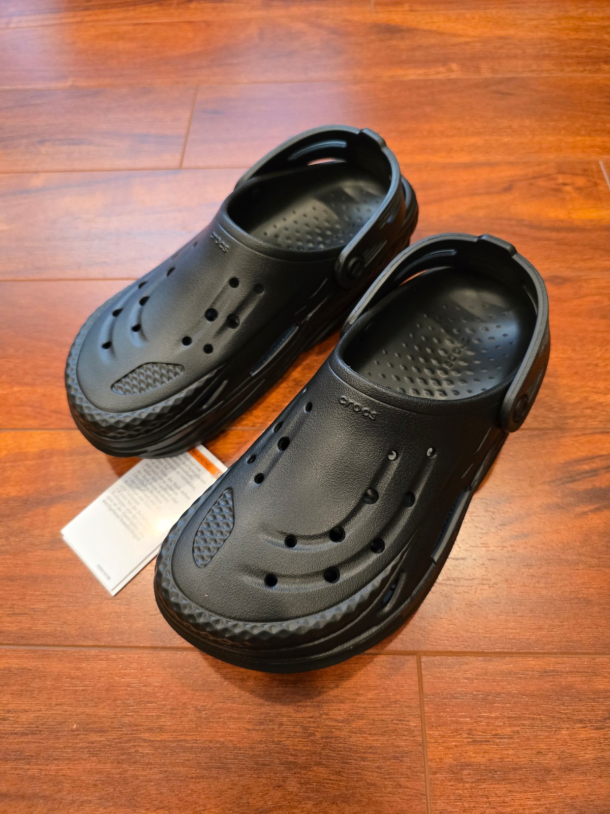 Crocs Off Grid Clog Size M7/W9 Black