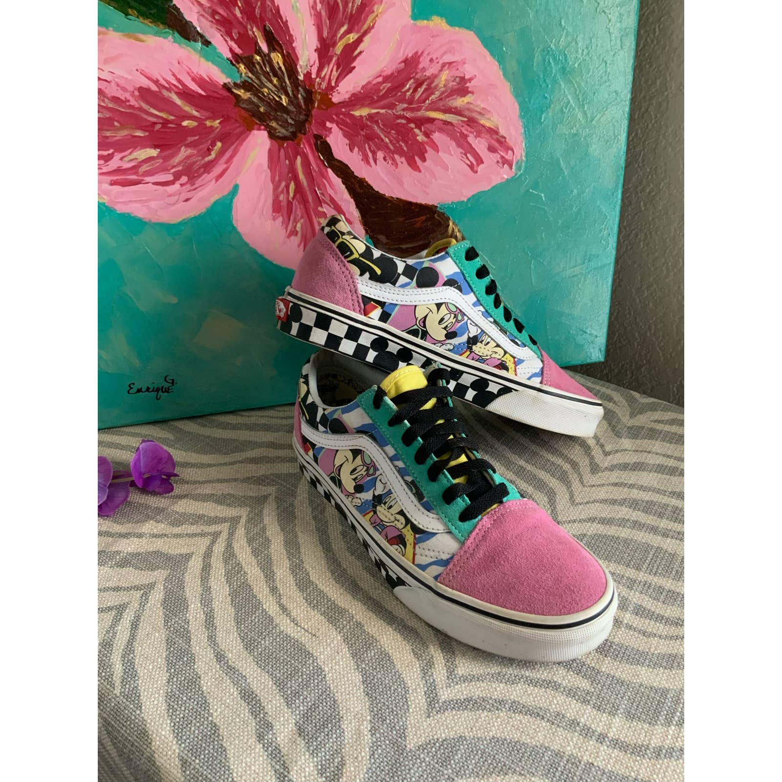 Disney Vans Unisex old school 80s size 7 1/2