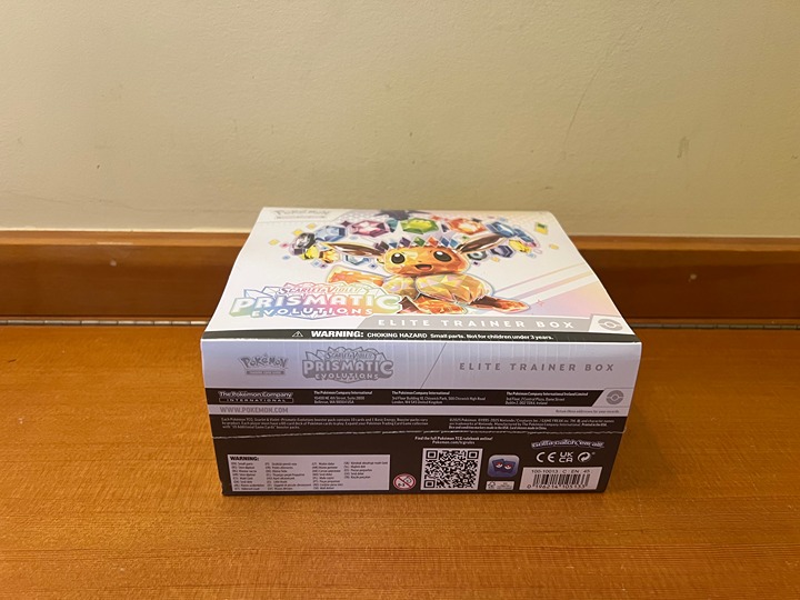 Pokemon TCG Prismatic Evolutions Elite Trainer Box