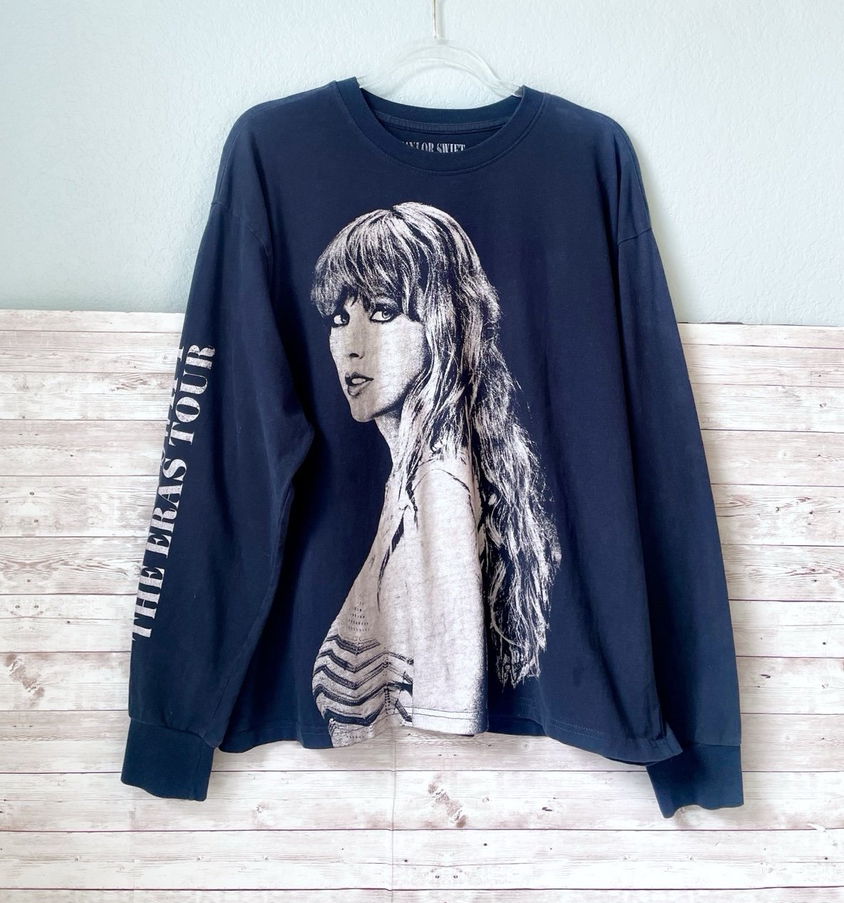Taylor Swift Eras Tour Official Licensed Merch Long Sleeve Tee Black XL