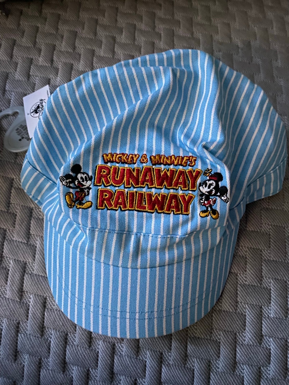Disney parks mickey & Minnie runaway railway Adult Hat BNWT