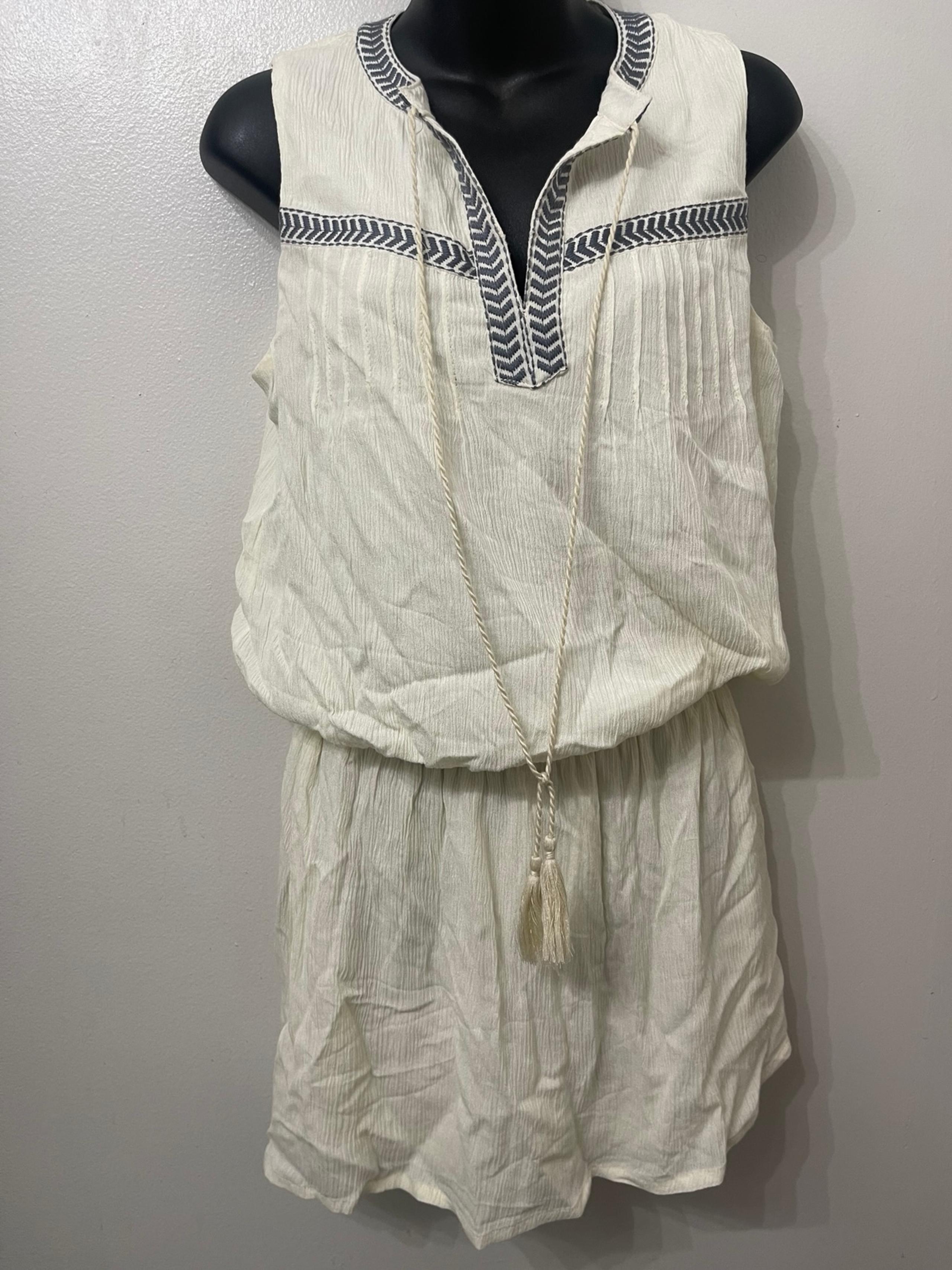 Women’s dress size M