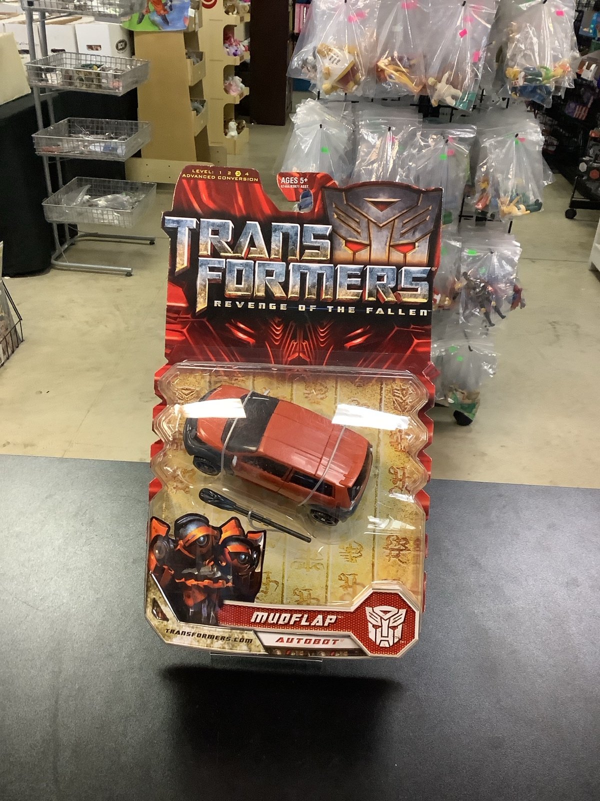 Transformers Revenge of the Fallen Deluxe Mudflap Autobot by Hasbro 2008 NIB