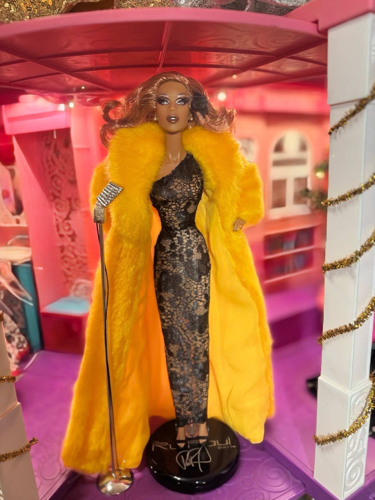 The RuPaul Doll - Foxy Lady - by Integrity Toys Jason Wu Limited Edition