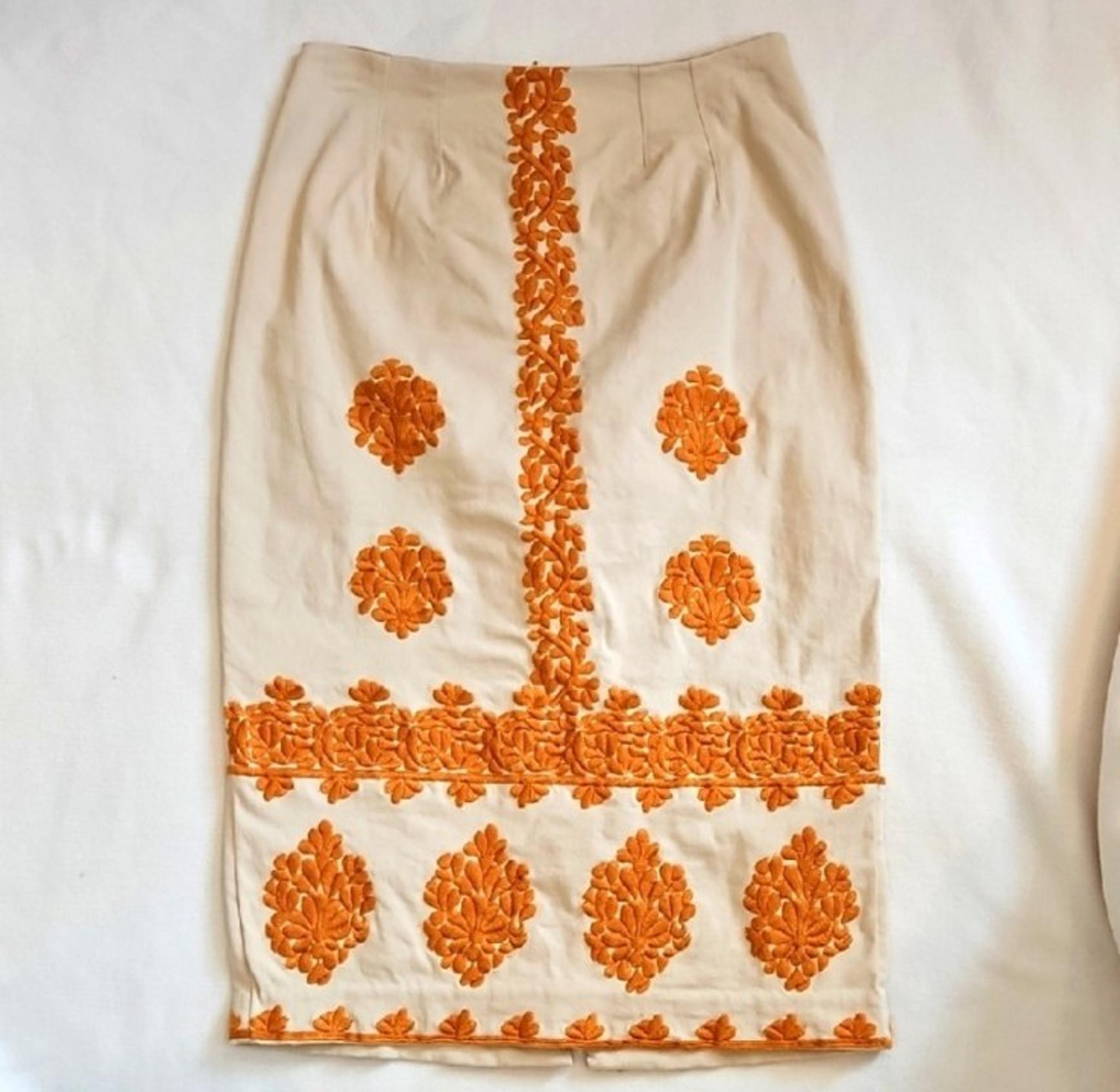 ANTHROPOLOGIE PENCIL SKIRT EMBROIDERY SIZE 0