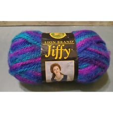 Lion Brand Jiffy Denver Mohair Look 2.5 oz Acyrilic Yarn 5 Skeins Denver 115 yrd