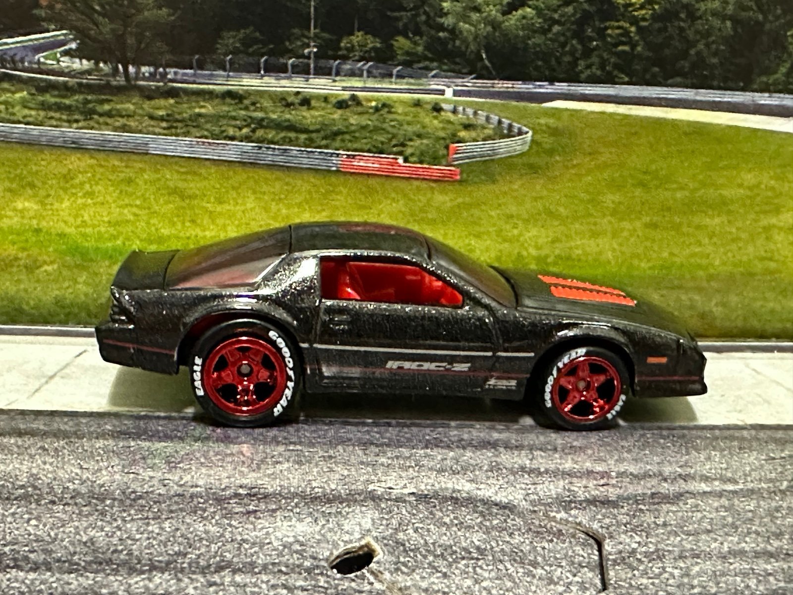 Hot Wheels Customized Camaro Iroc Z - Mint
