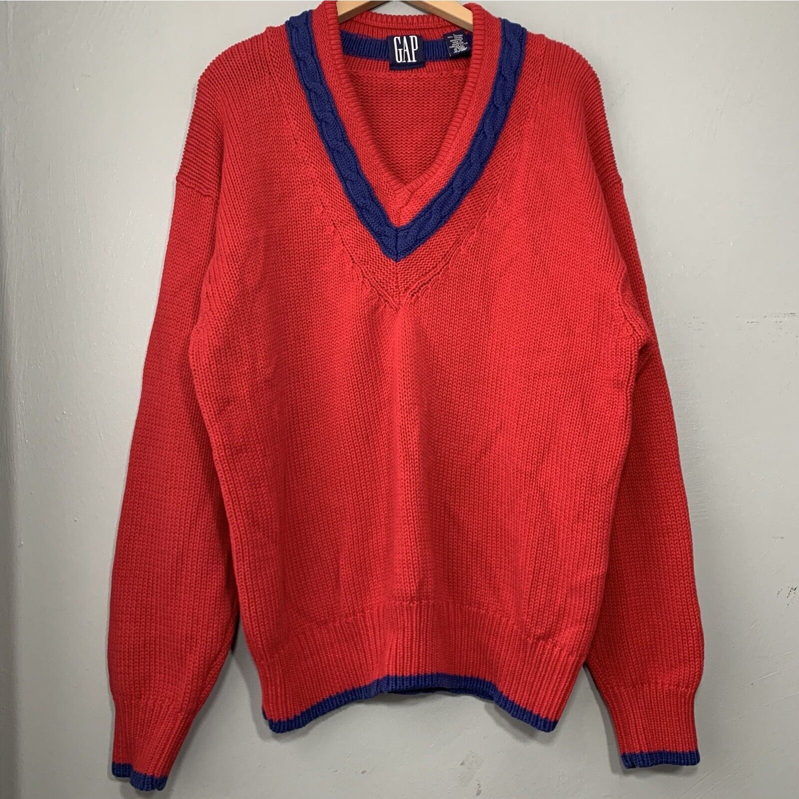 Gap Men Size Large Red V-Neck Old Money Sweater Academia Tennis Prep Cricket Y2K