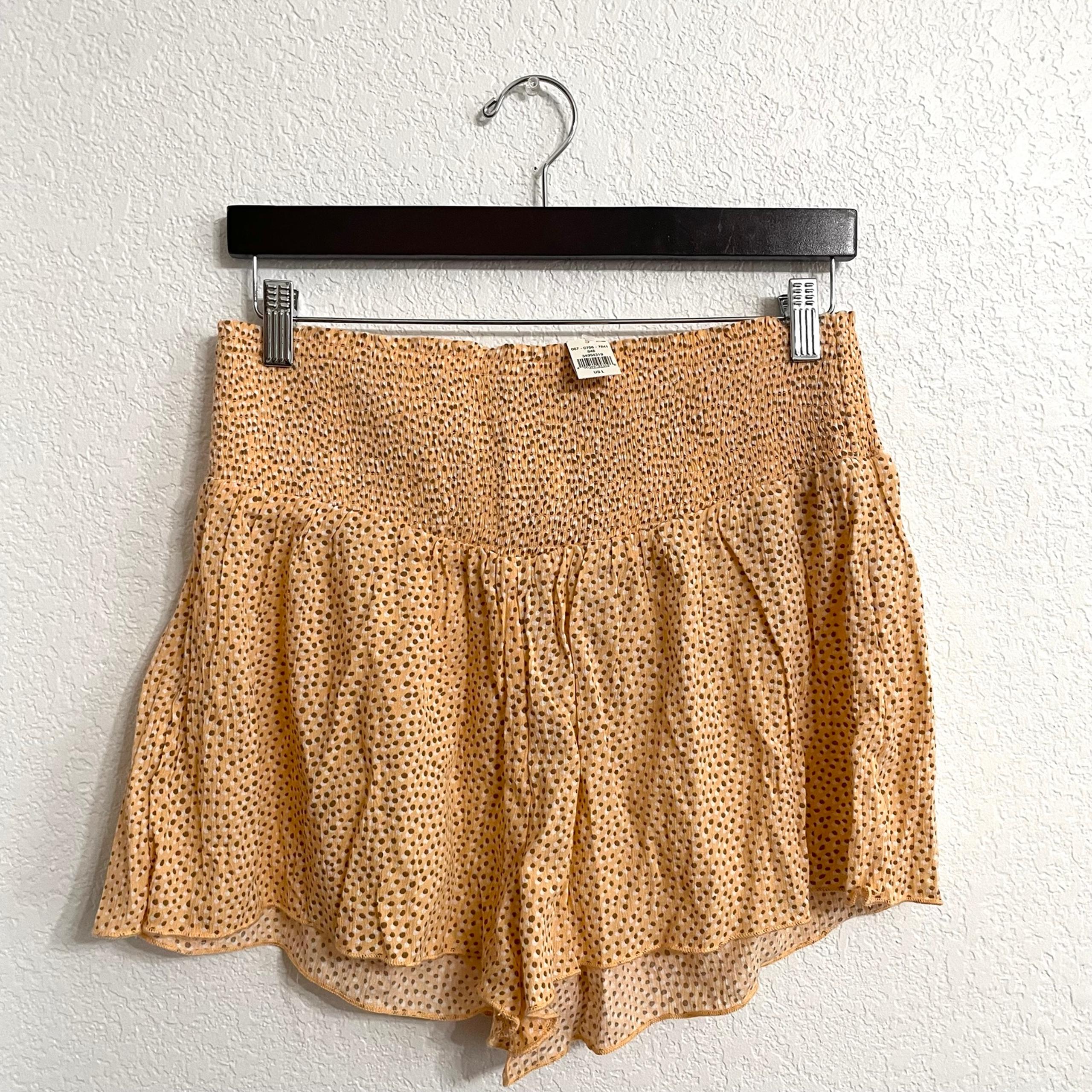 NWT Aerie Womens Shorts Orange Flowy Spotted Pull On Smocked Waist Size Large