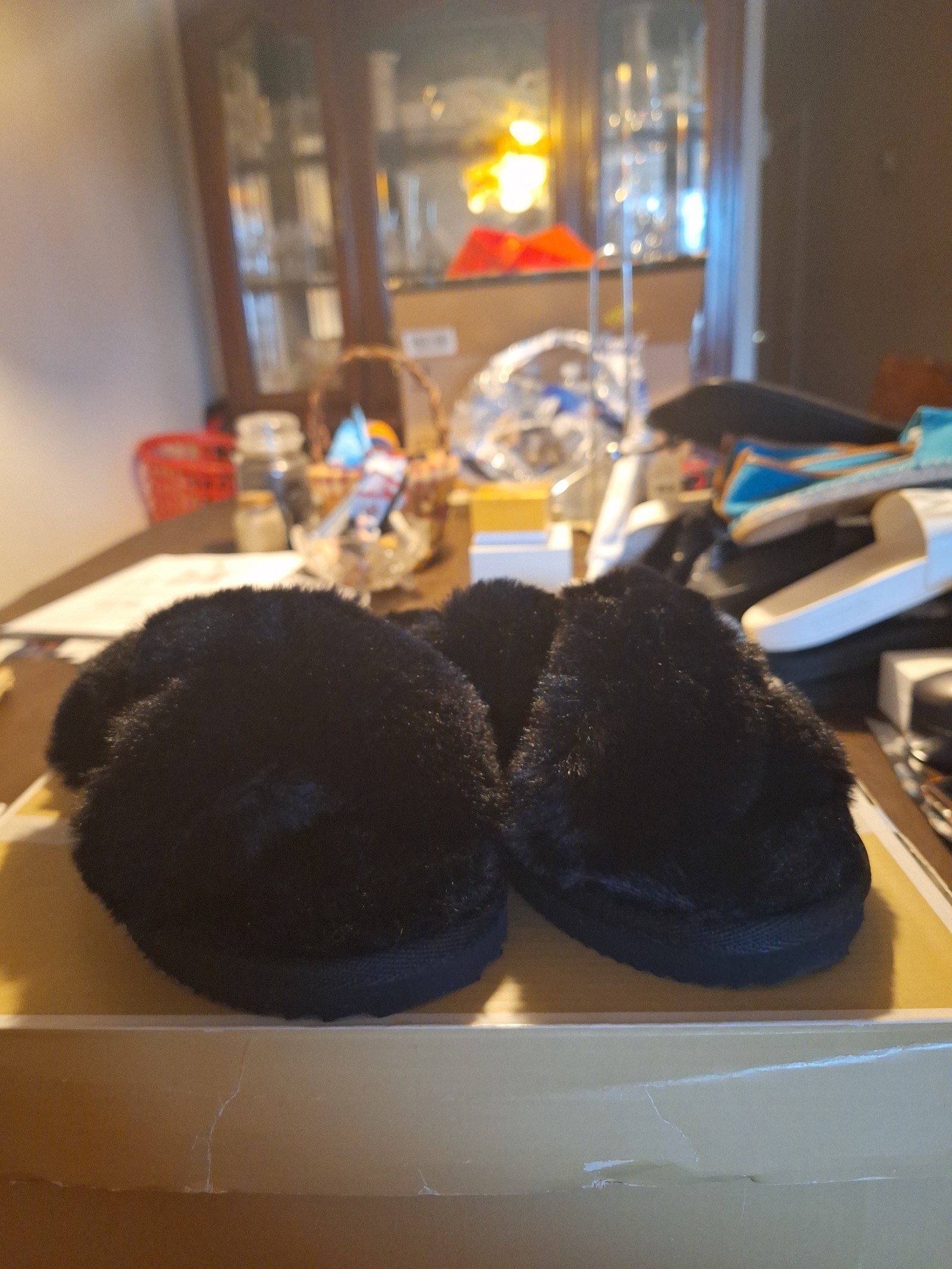 Michael Kors Black Toe Janis Slippers Size 8 New