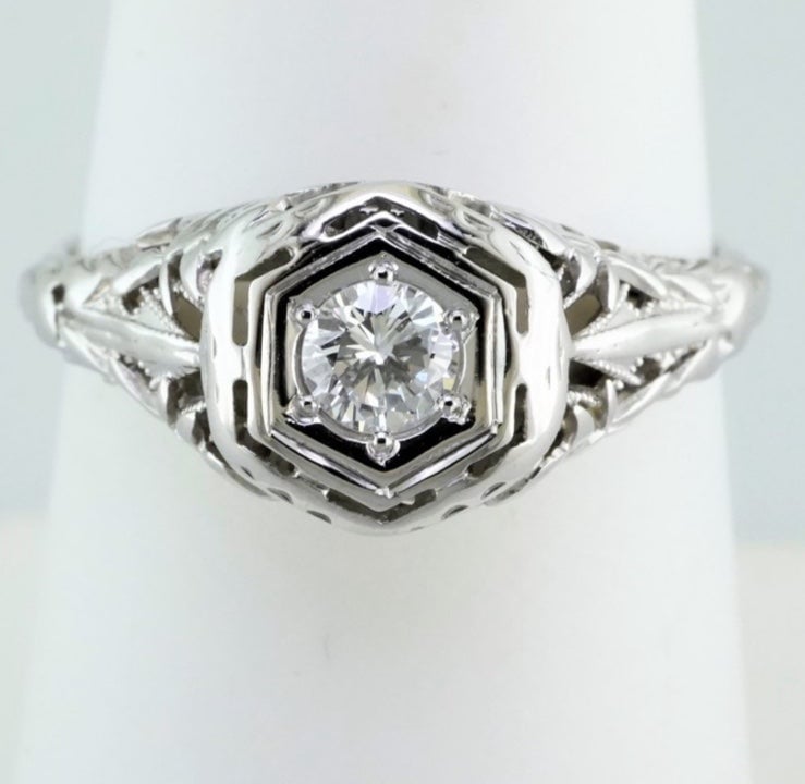 Antique 14k diamond engagement ring