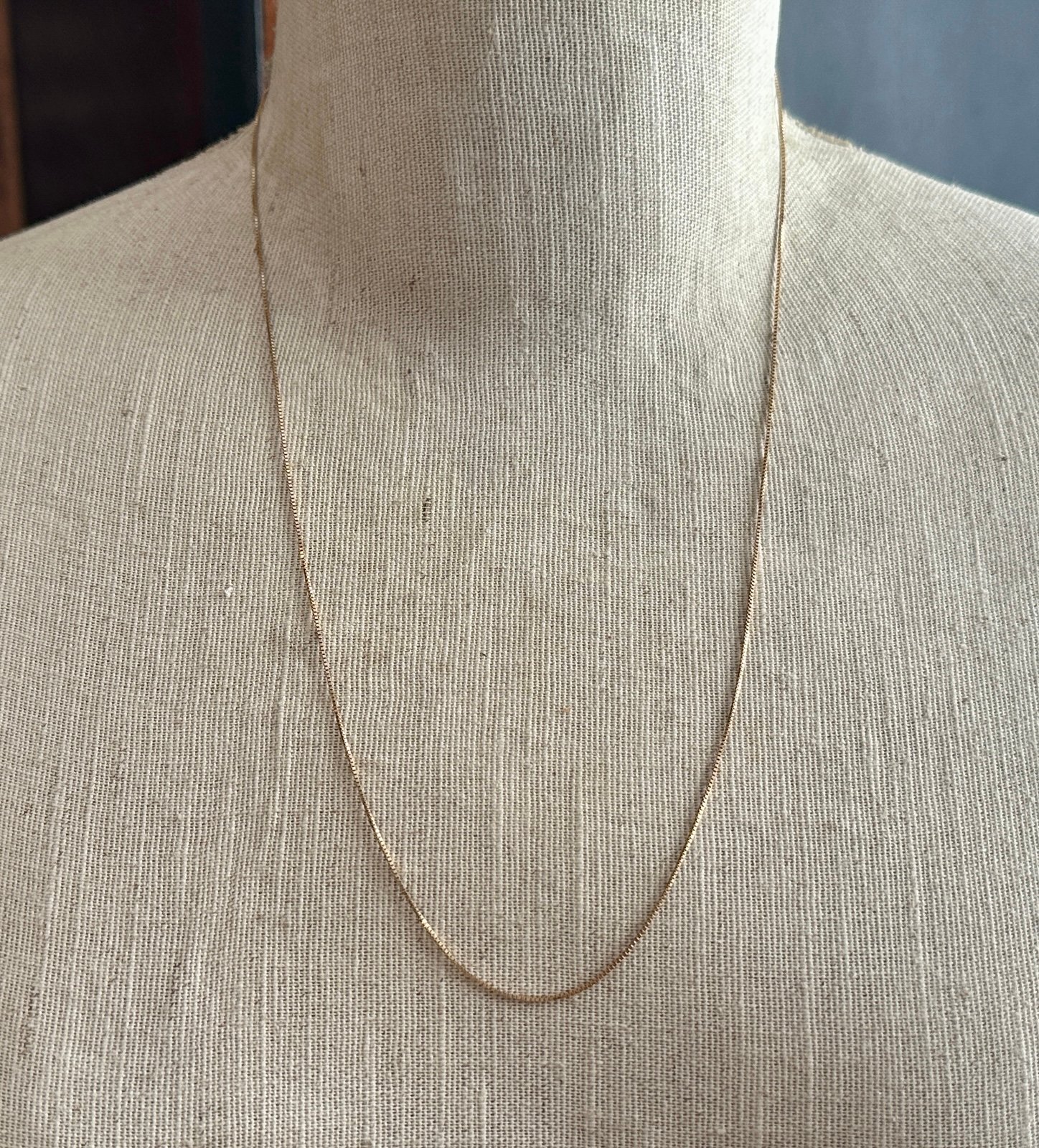 14k Yellow Gold Box Chain Necklace 23.25 Long