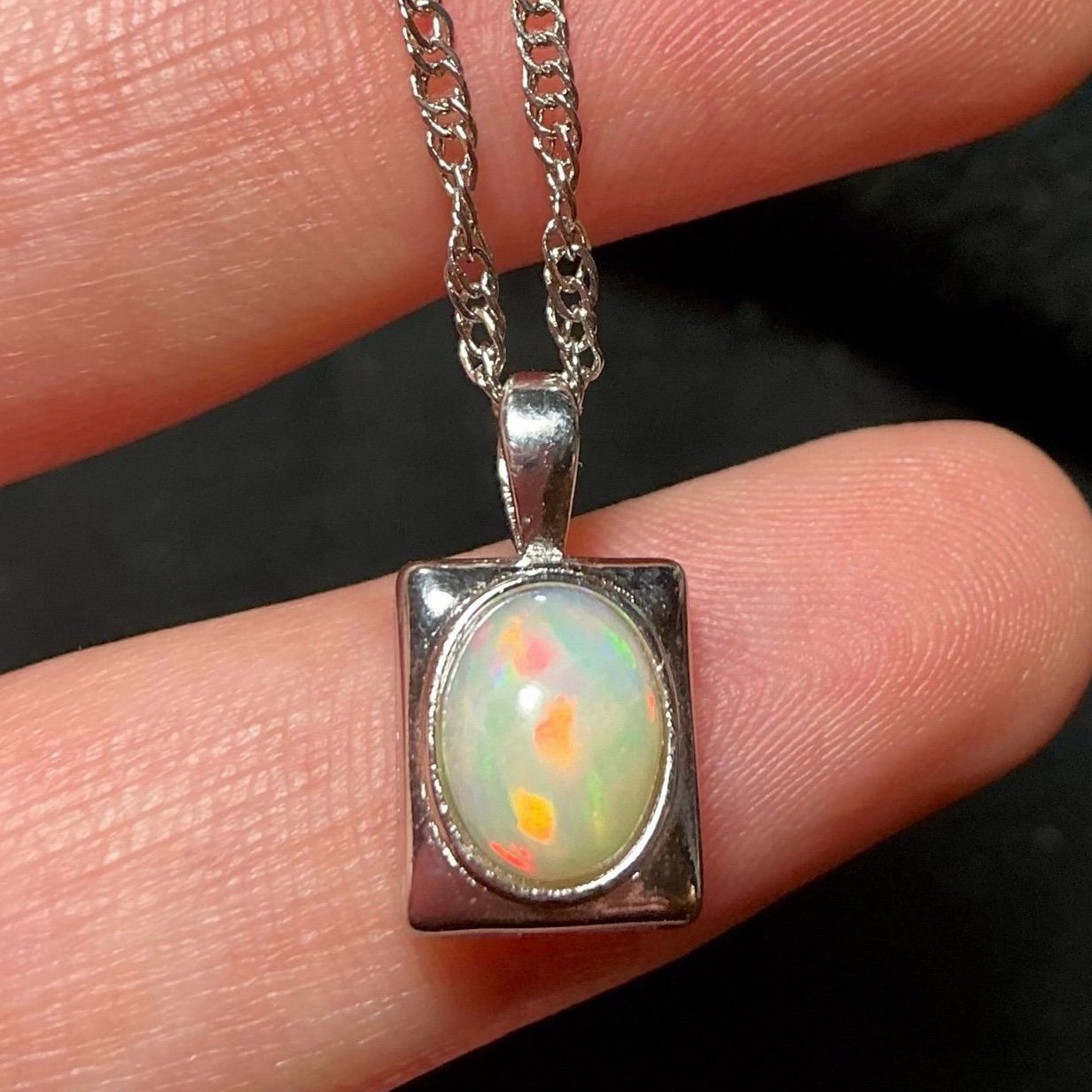 Ethiopian Natural White Fire Opal Gemstone Pendant Necklace 925 Sterling Silver