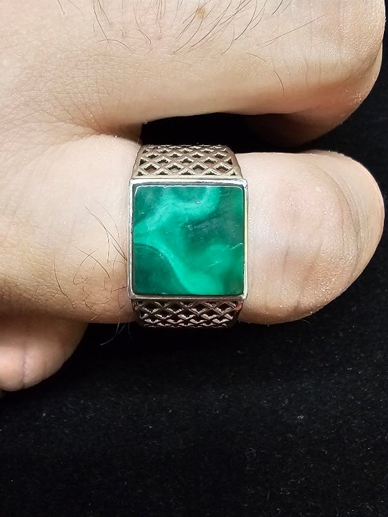 Mens malichite ring