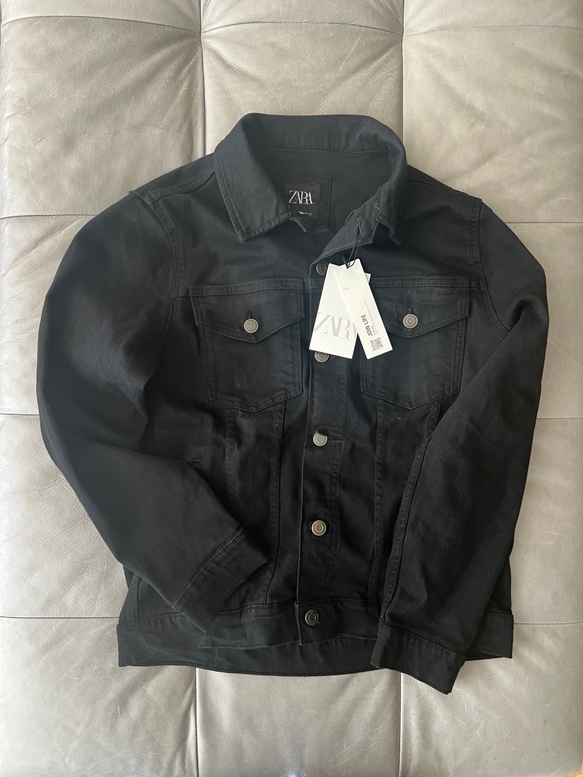 Zara Denim Jacket Black size Large NEW!!!