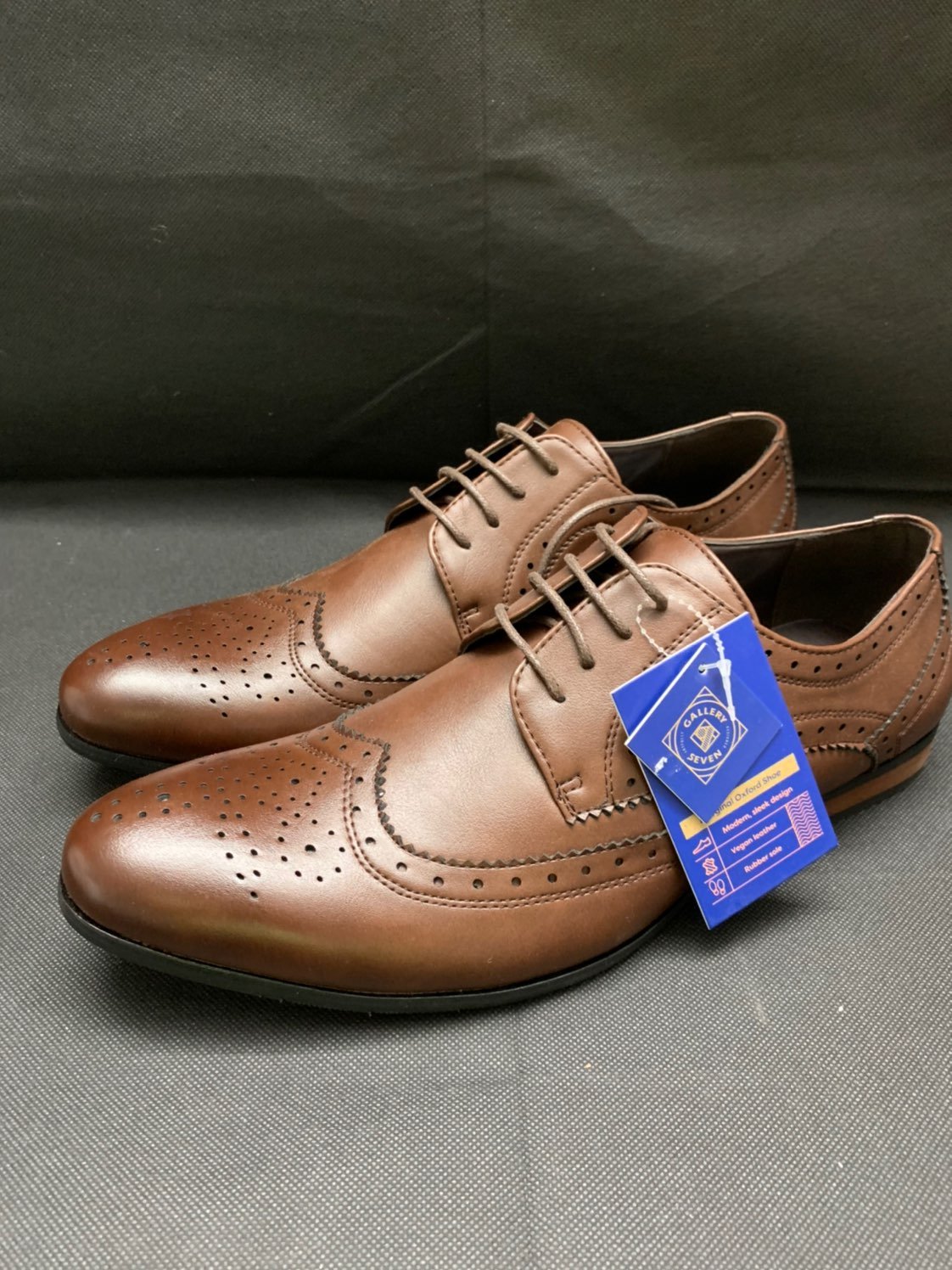 Men dress shoes size 10