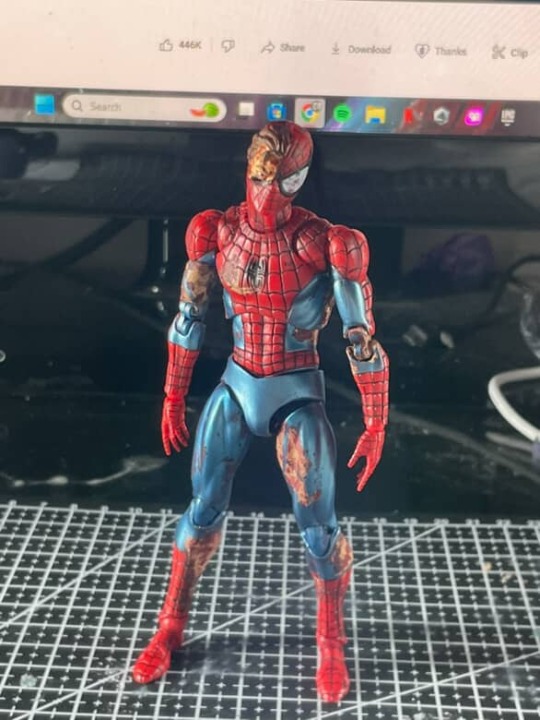 Custom battle damaged Spider-Man w/Custom head