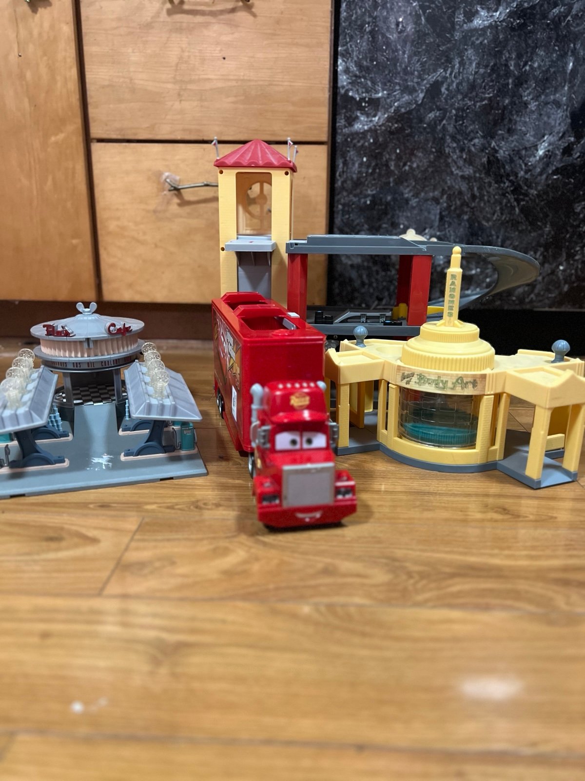 Disney Pixar CARS Lot. Flo's V8 Cafe, Luigi's Casa Della Tires, Mack, Ramones