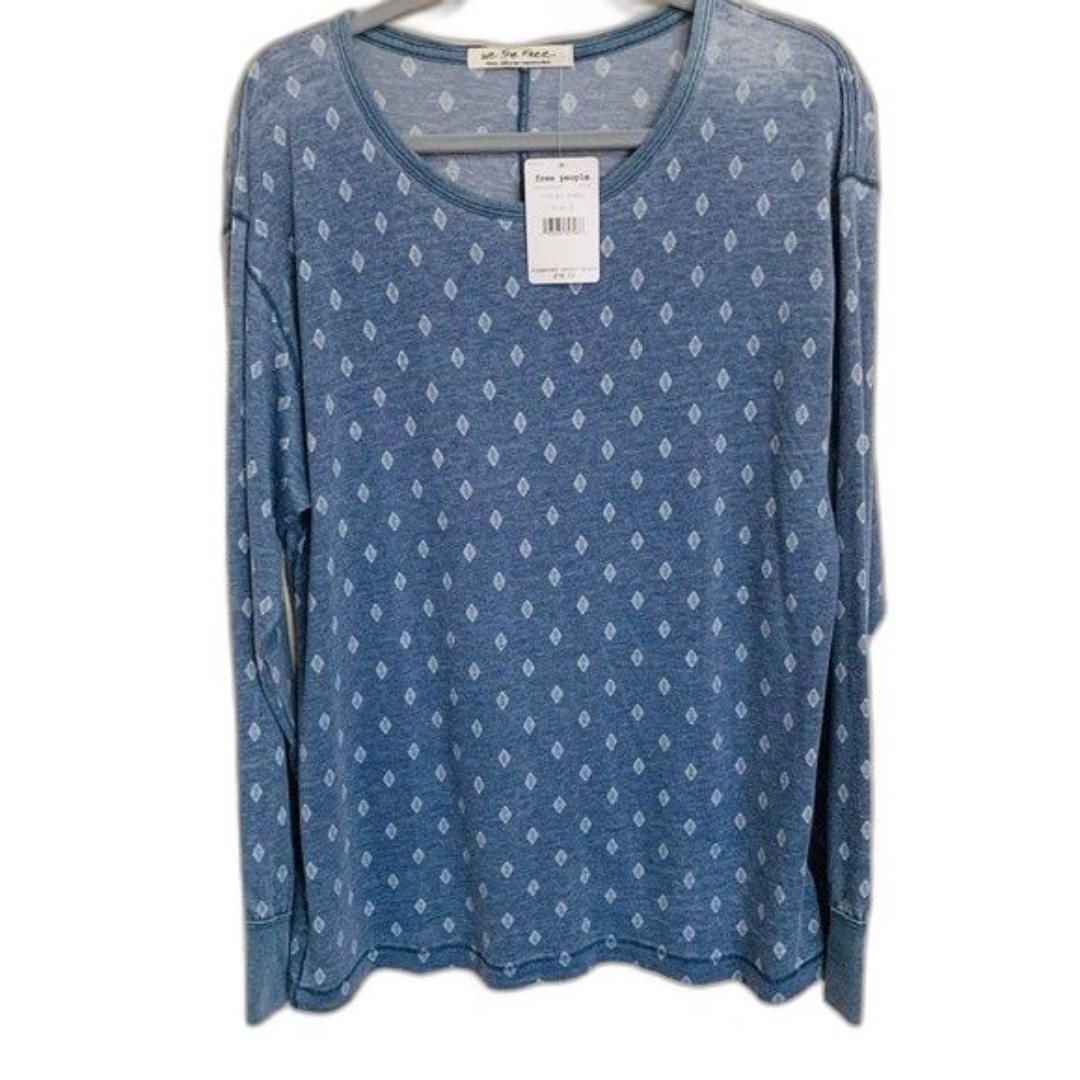 We The Free blue top women Long Sleeve Distressed Blue Diamond size S bohemian
