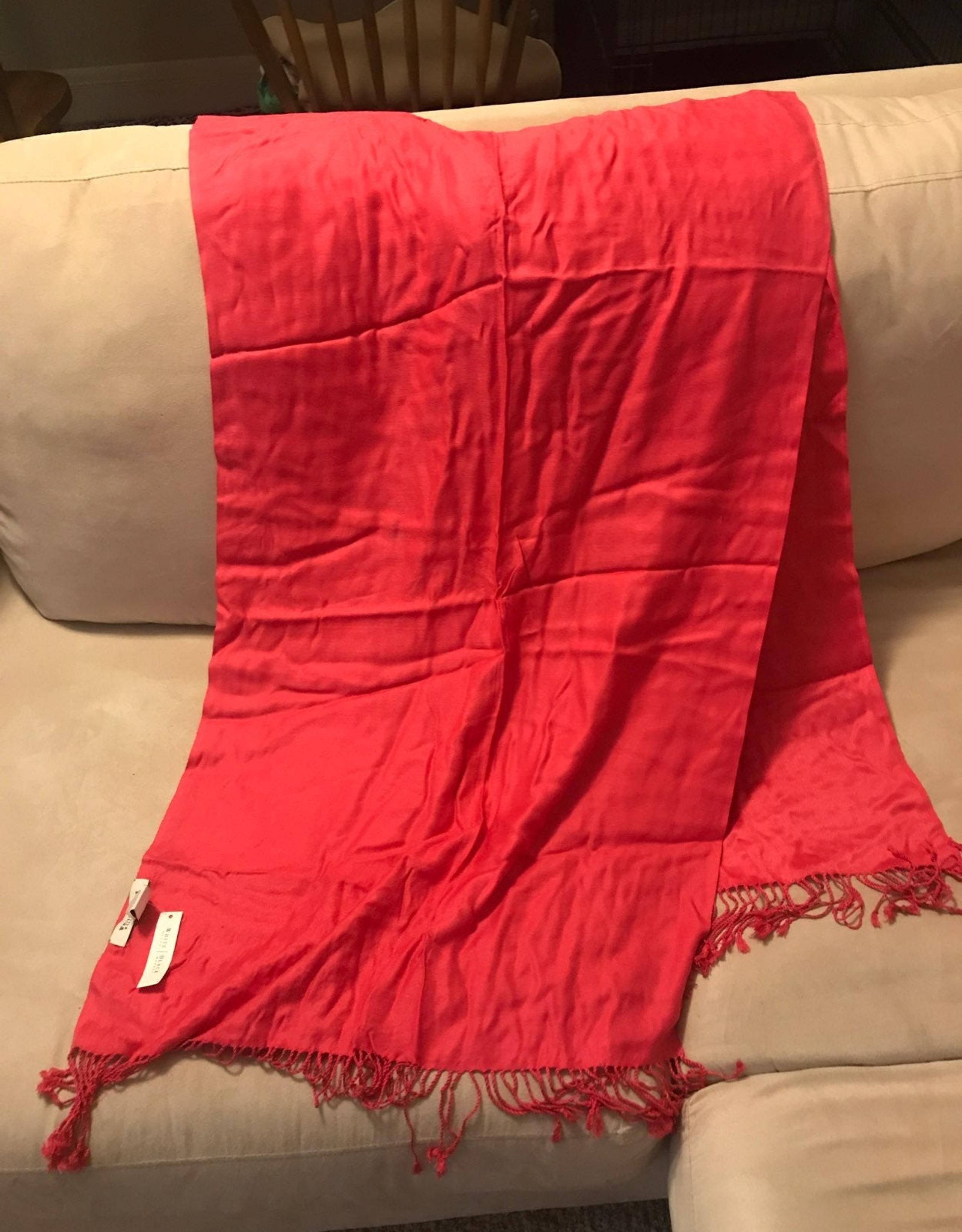 Nwt fuschia pashmina wrap