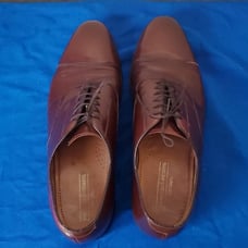 Johnston & Murphy Cap Toe Lace-Up Dress Shoe size 10