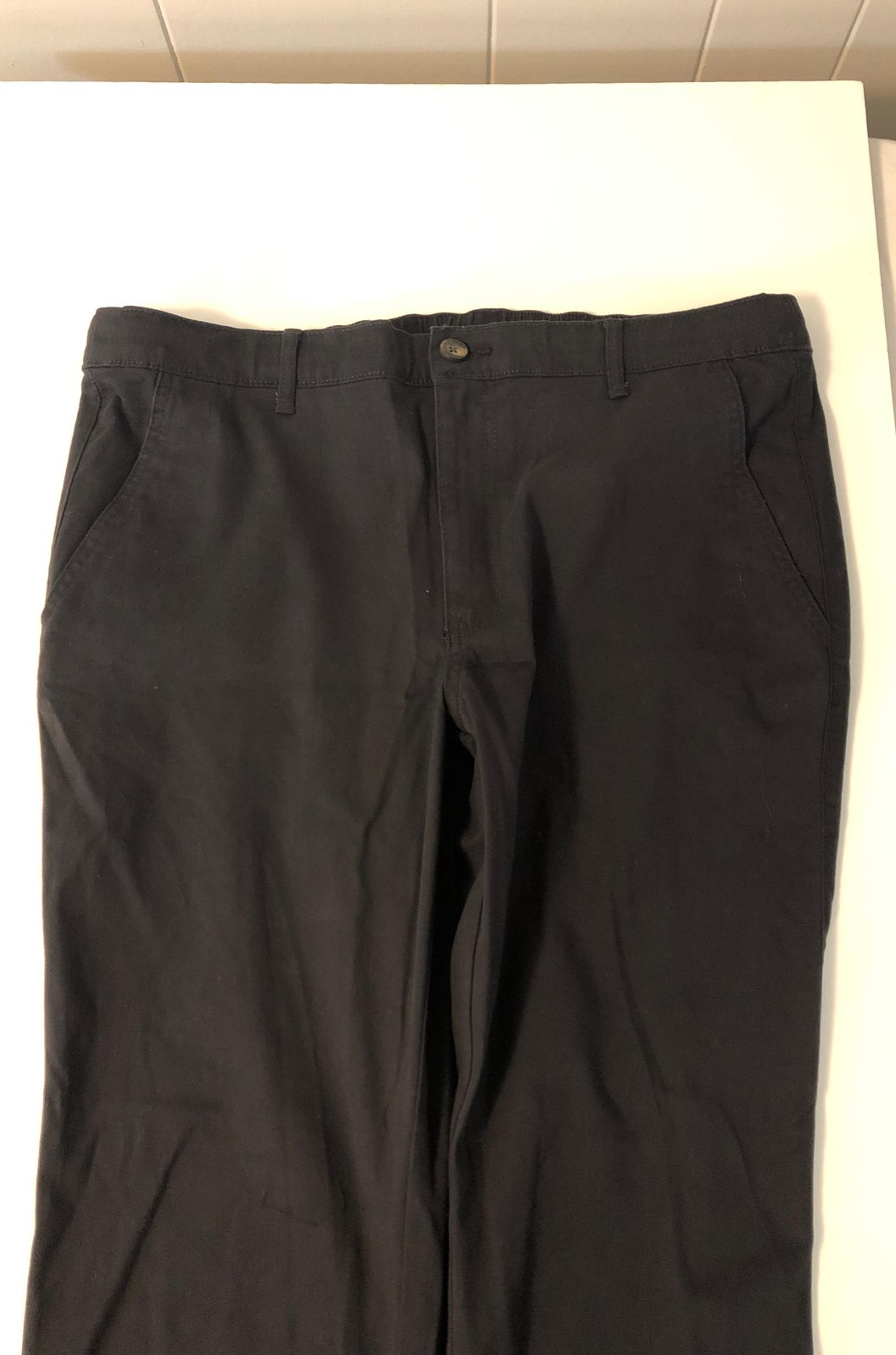 Amazon Essentials Slim-Fit Pants