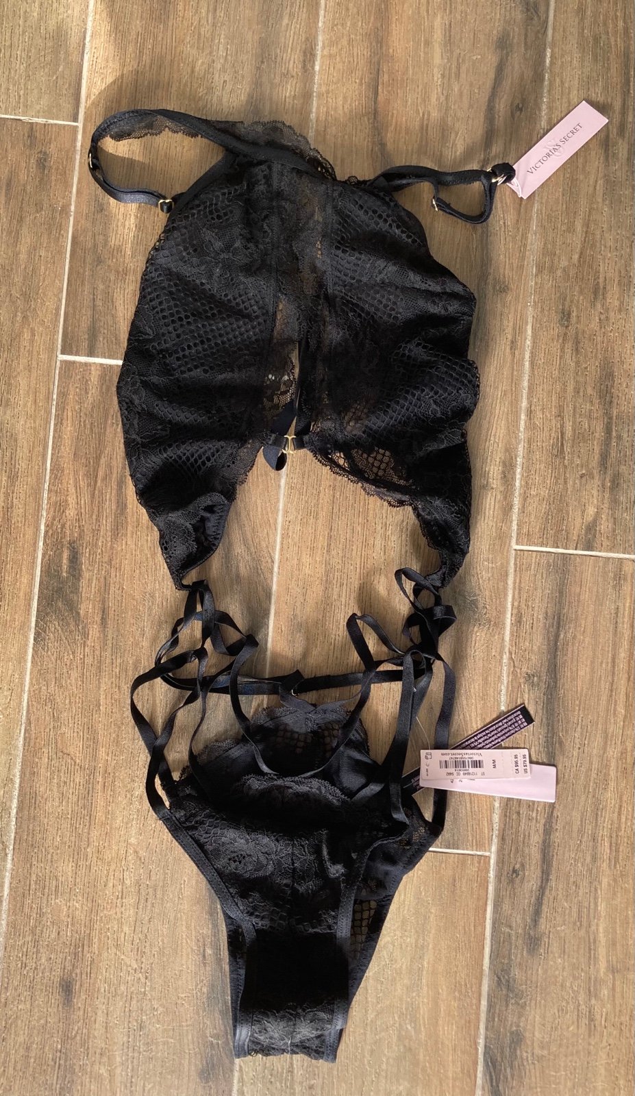 Victoria’s Secret Black Lingerie Medium, 80
