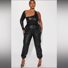 Fashion Nova Black Faux Leather Cargo Joggers Size 2X