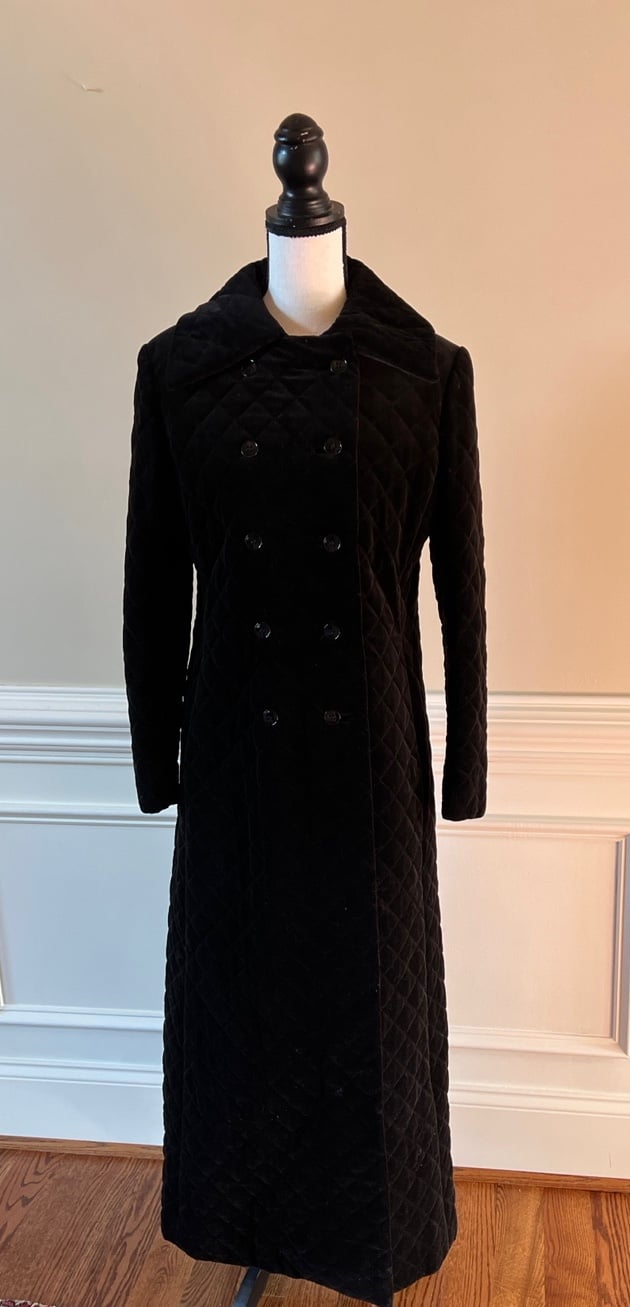 Lord & Taylor, Beautiful velvet trench-coat