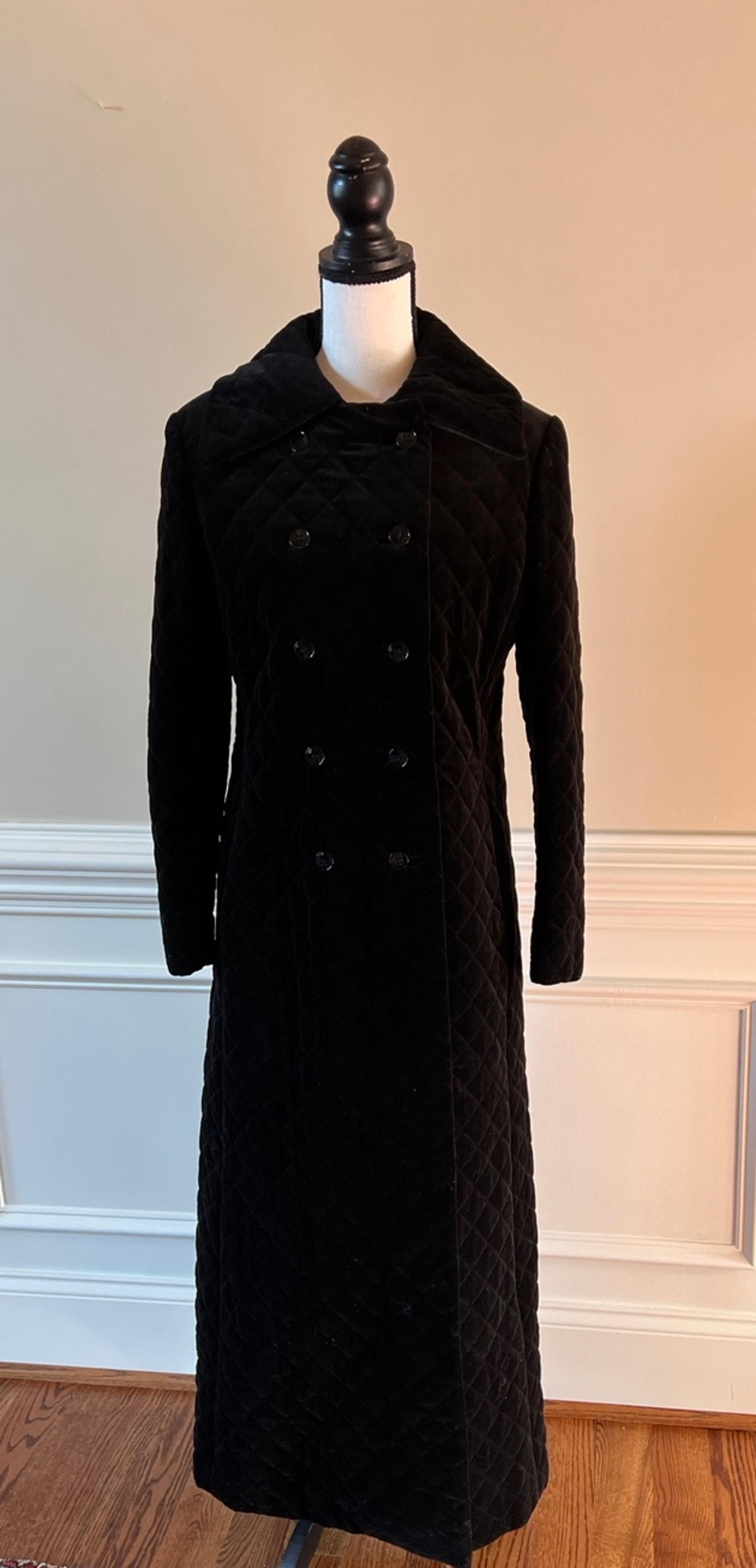 Lord & Taylor, Beautiful velvet trench-coat
