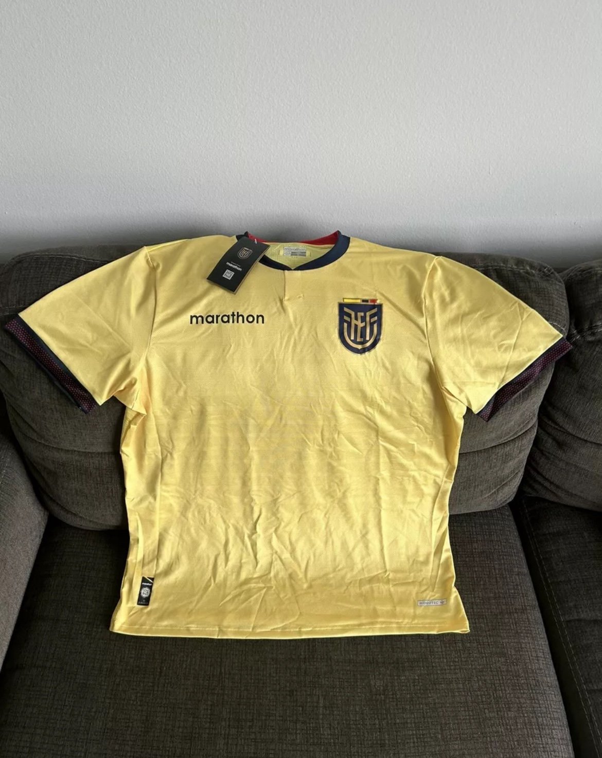 Ecuador Authentic National Team World Cup Qualifier 2026 Yellow Jersey Mens XL