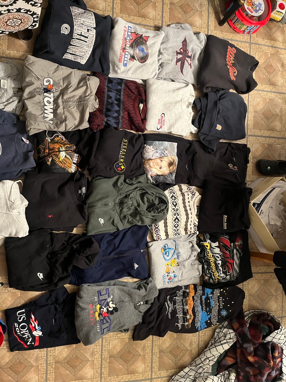 Lot of vintage misc sweaters crewneck and hoodies