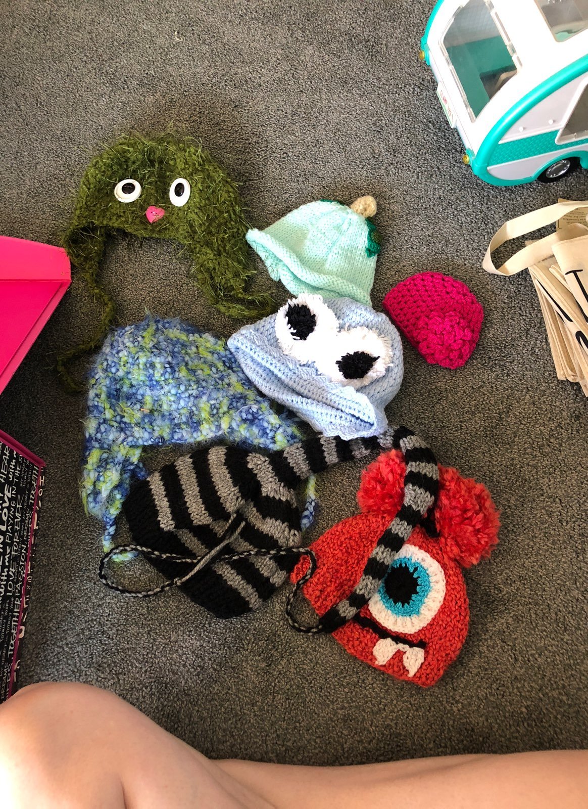 Huge Lot Of Baby Hats/photo Props